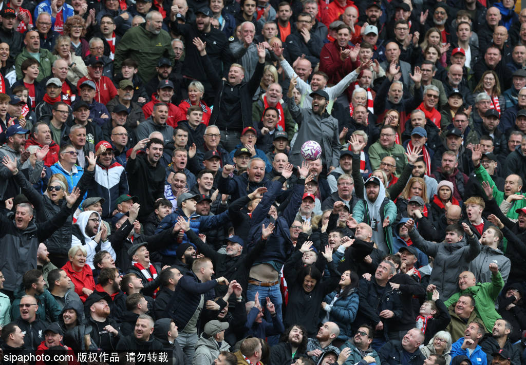 这场比赛中, 容包括麦卡, stron