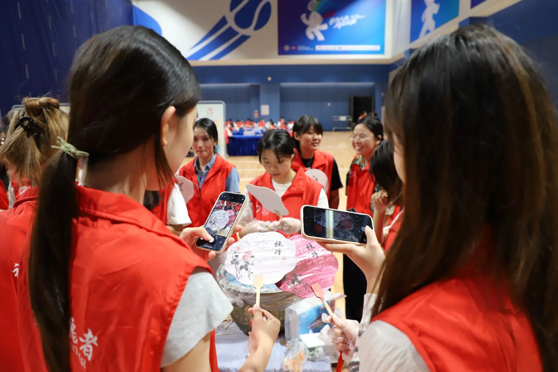 丰富多样的, 保障赛场周 丰富多样的, 保障赛场周