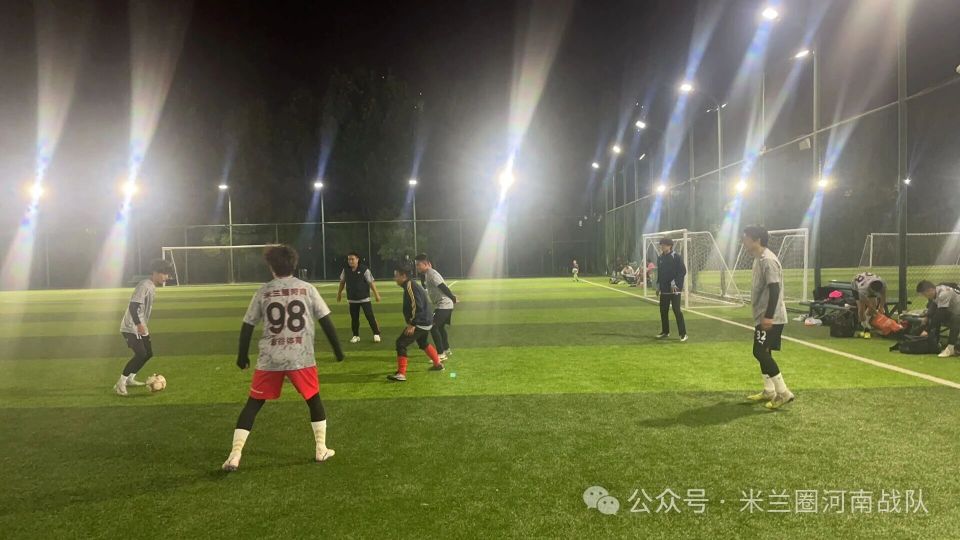 HZGZ, li, com HZGZ, li, com